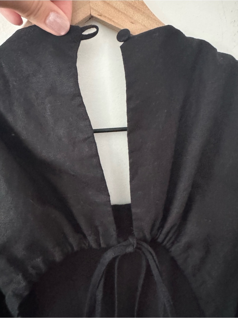 Charlie Holiday Flores Linen Blend Black Puff Sleeve Backless Tiered Maxi Size 4 - Picture 6 of 8